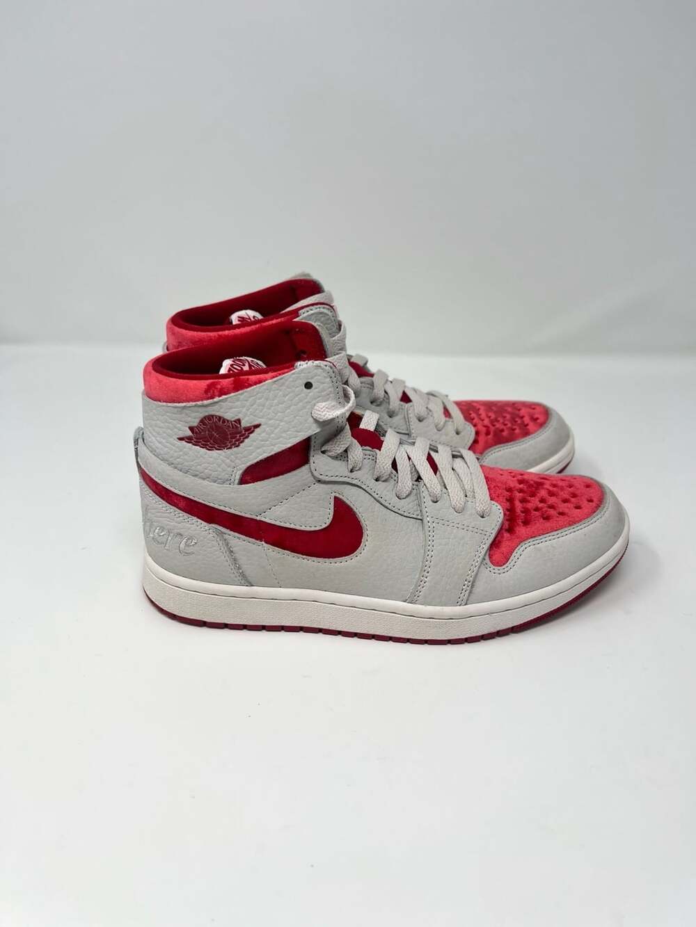 Nike Air Jordan 1 Zoom Air CMF 2 SP Valentines Day Summit White [DV1304-106] Wom